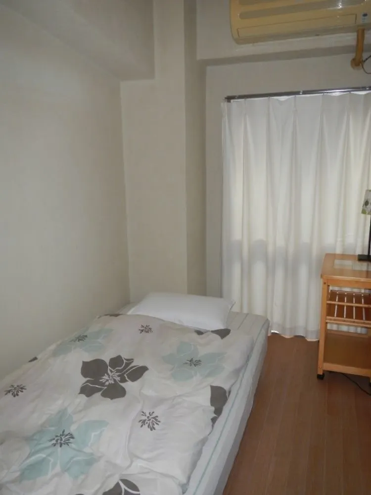 Hostel Zen Yokohama  Yokohama (Kanagawa)