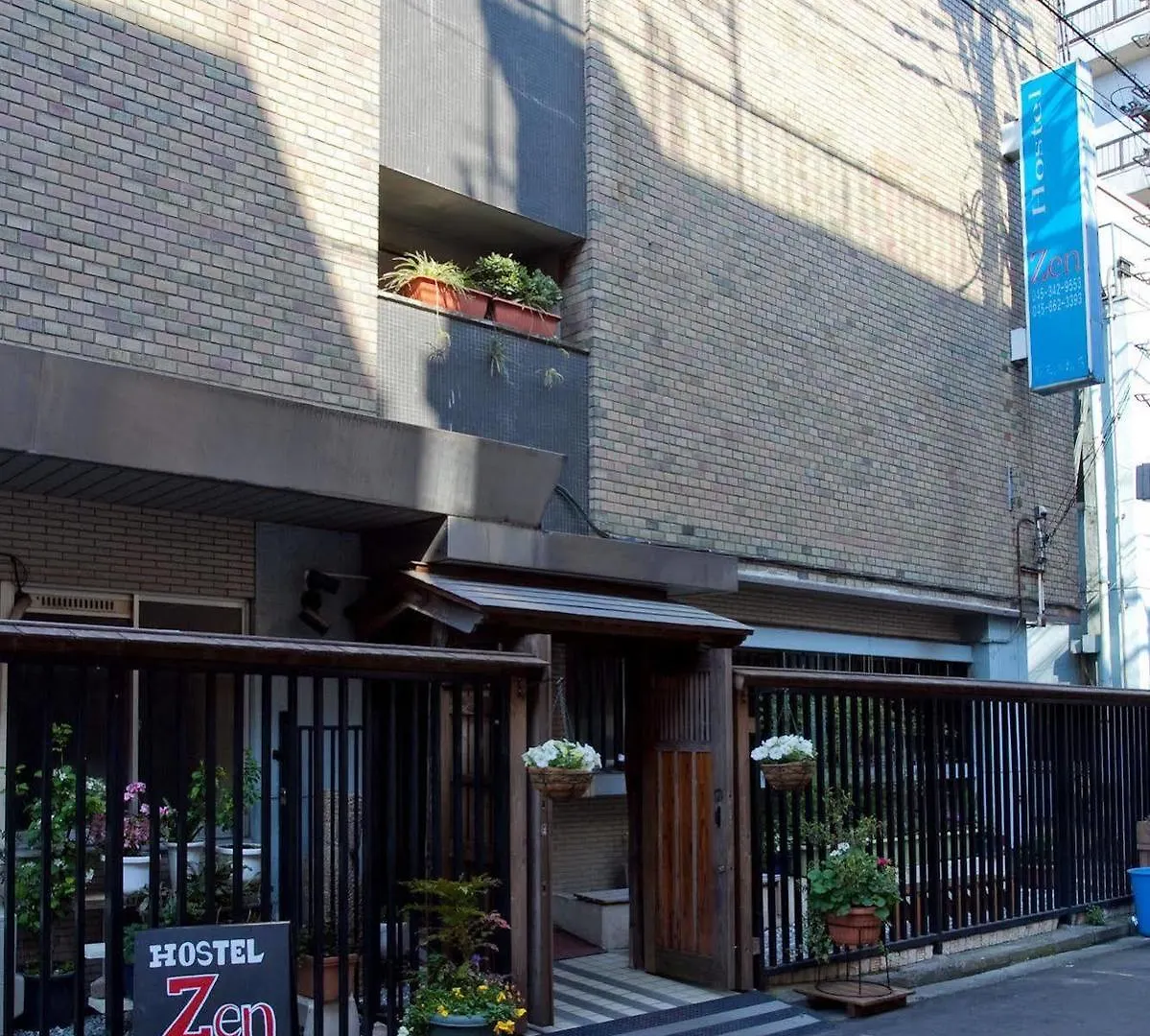 Hostel Zen Yokohama  Yokohama (Kanagawa)